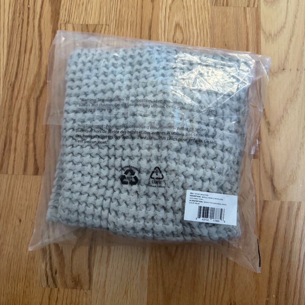 Parachute Waffle Hand Towel, in willow grey green color, NWT - Picture 6 of 10